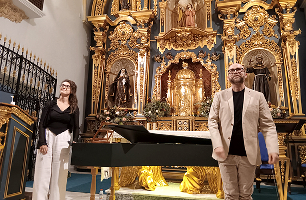 El totanero Pedro Prez vuelve a triunfar en Lorca con su concierto Music for a while